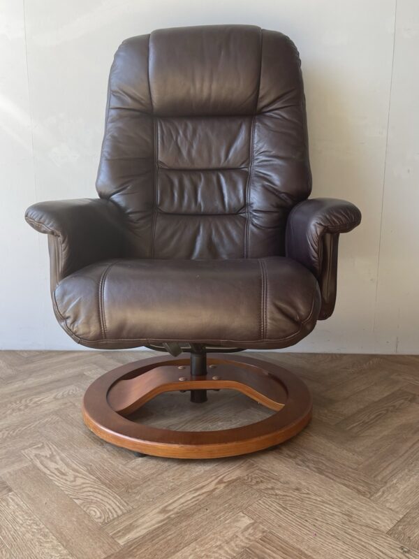 Stressless Style Vintage Reclining Armchair With Footstool - Image 4