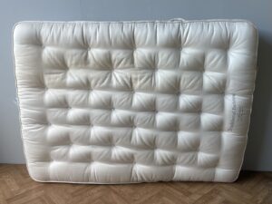 VISPRING Luxury Traditional Bedstead Medium Spring Double Mattress