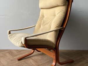 Siesta Chair by Ingmar Relling for Westnofa and Ekornes Vintage MCM Norweigan Lounge Chair Armchair